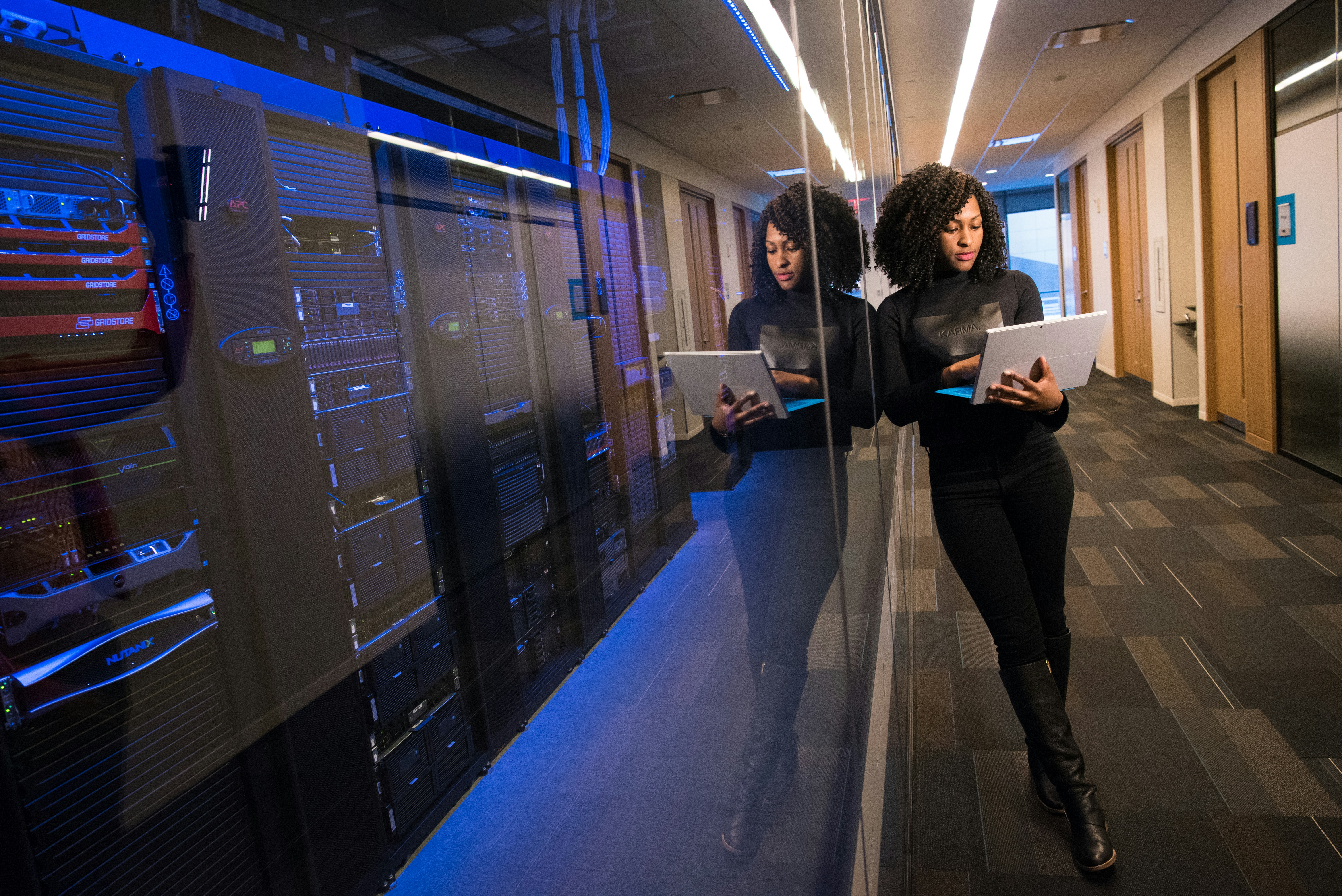 Intelligent Cloud & AI Infrastructure